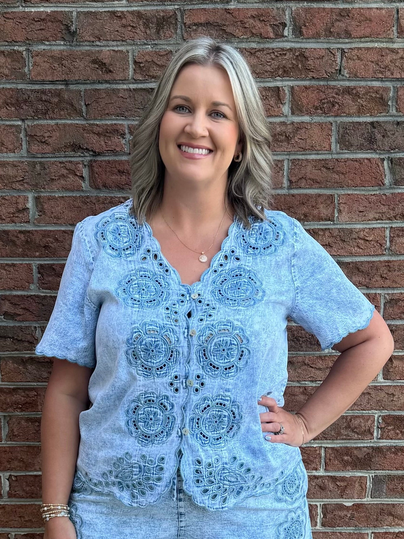Drift and Dwell Embroidered Blouse – Southern Wind Boutique